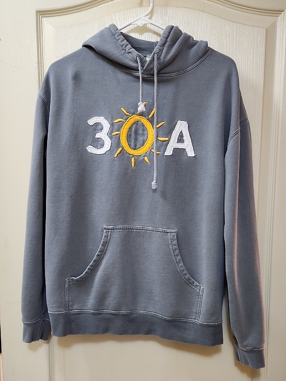 3OA EMBROIDERED SUN HOODIE
